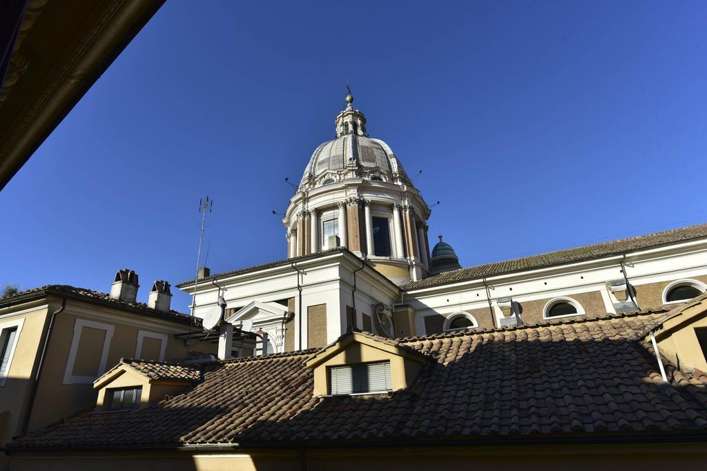 Alojamento de Acomodação e Pequeno-almoço Casa Angelini Roma